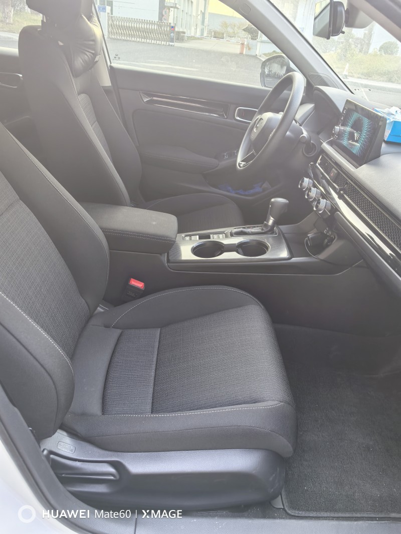 泰州23年本田思域8