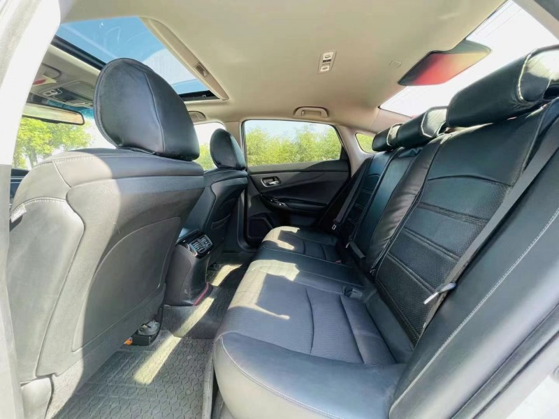 东莞17年本田思铂睿6