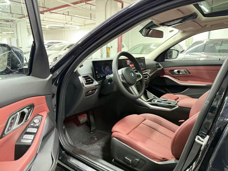广州24年宝马i36
