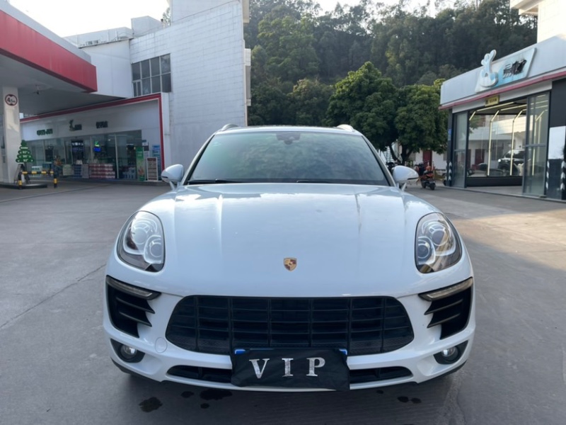 东莞17年保时捷Macan1