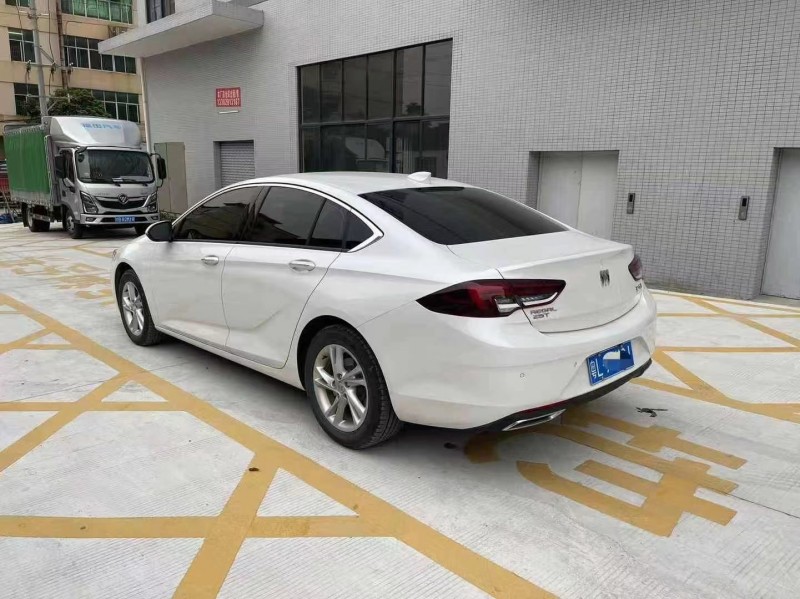 广州24年别克君威9