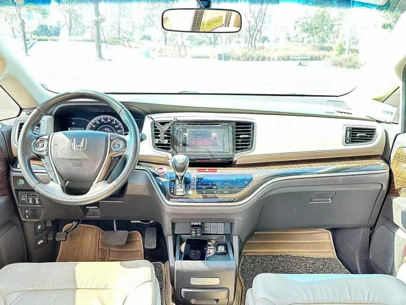 东莞18年本田奥德赛4