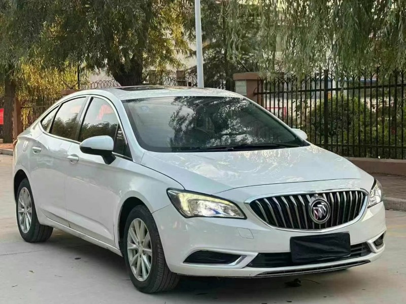 青岛16年别克威朗4