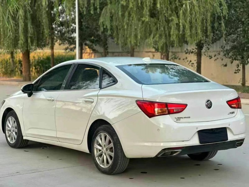 青岛16年别克威朗8