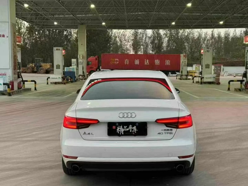 济宁16年奥迪A4L4