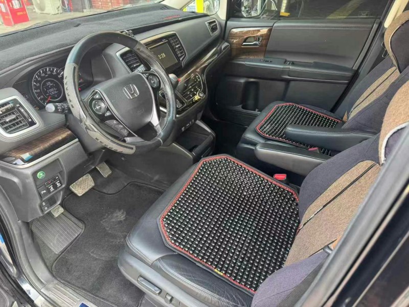 武汉16年本田奥德赛3