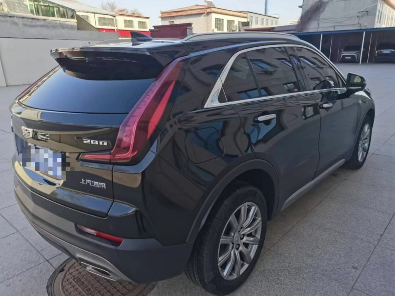 保定21年凯迪拉克XT44