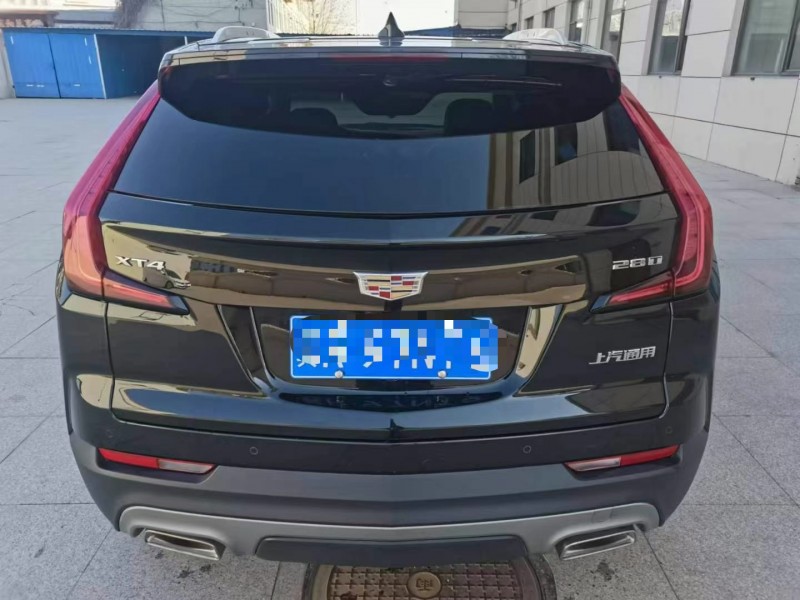 保定21年凯迪拉克XT49