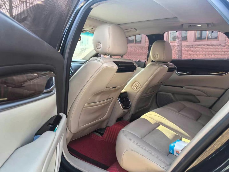 保定16年凯迪拉克XTS7