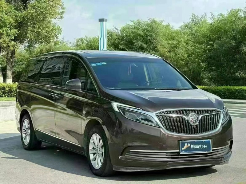 东莞18年别克GL82