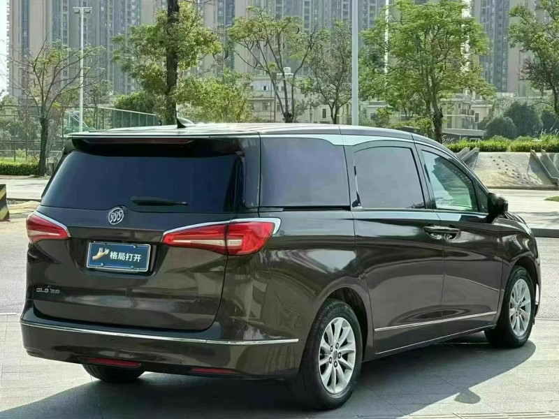 东莞18年别克GL88