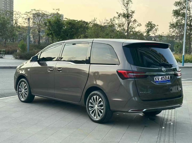 东莞22年别克GL88