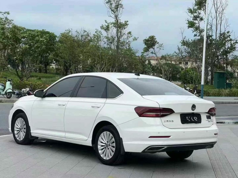东莞21年大众朗逸8