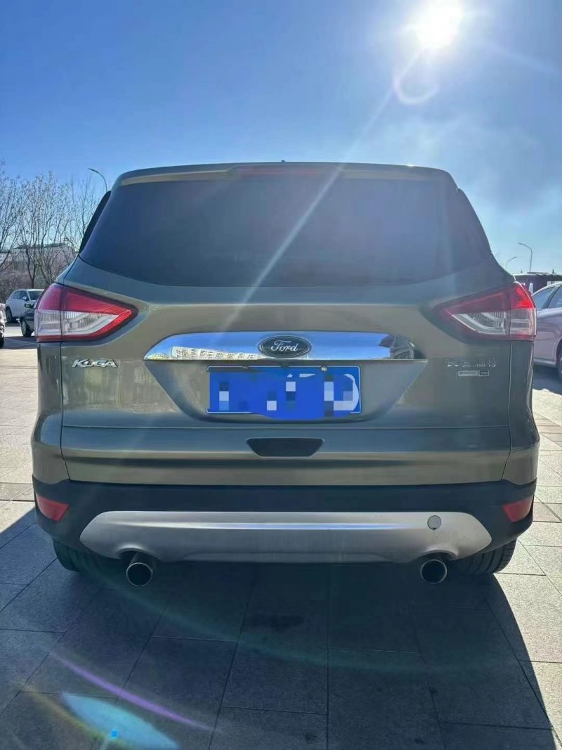 保定16年福特翼虎7