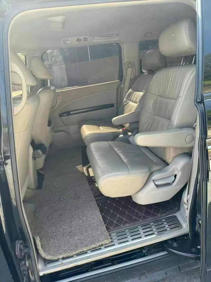 佛山13年本田艾力绅5