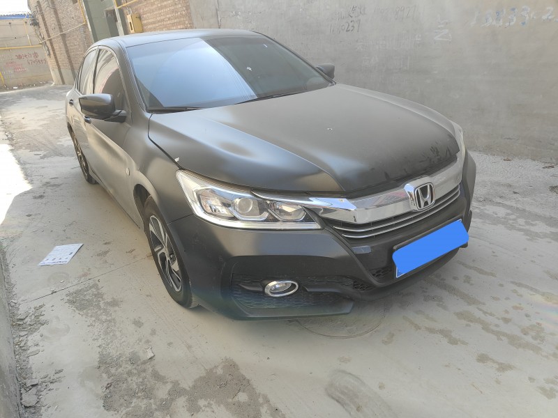 保定17年本田雅阁1