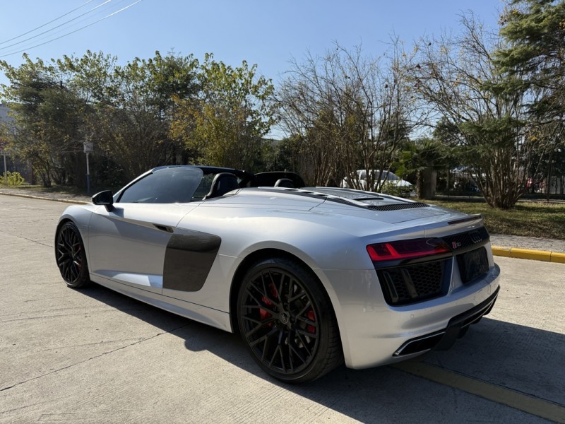 盐城20年奥迪R88