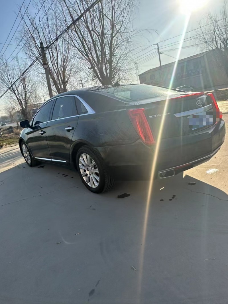 保定16年凯迪拉克XTS7