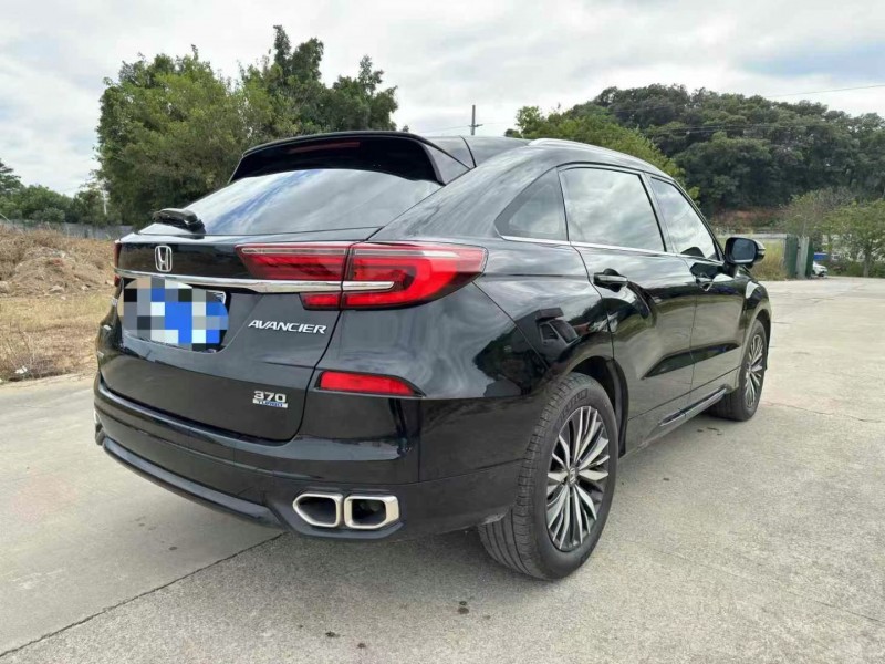 广州23年本田冠道5