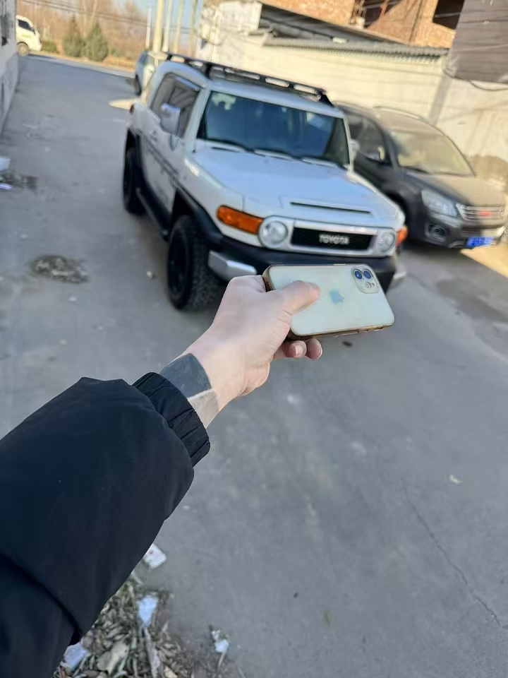 保定19年丰田FJ2