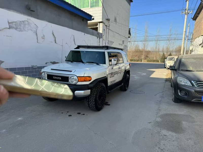 保定19年丰田FJ3