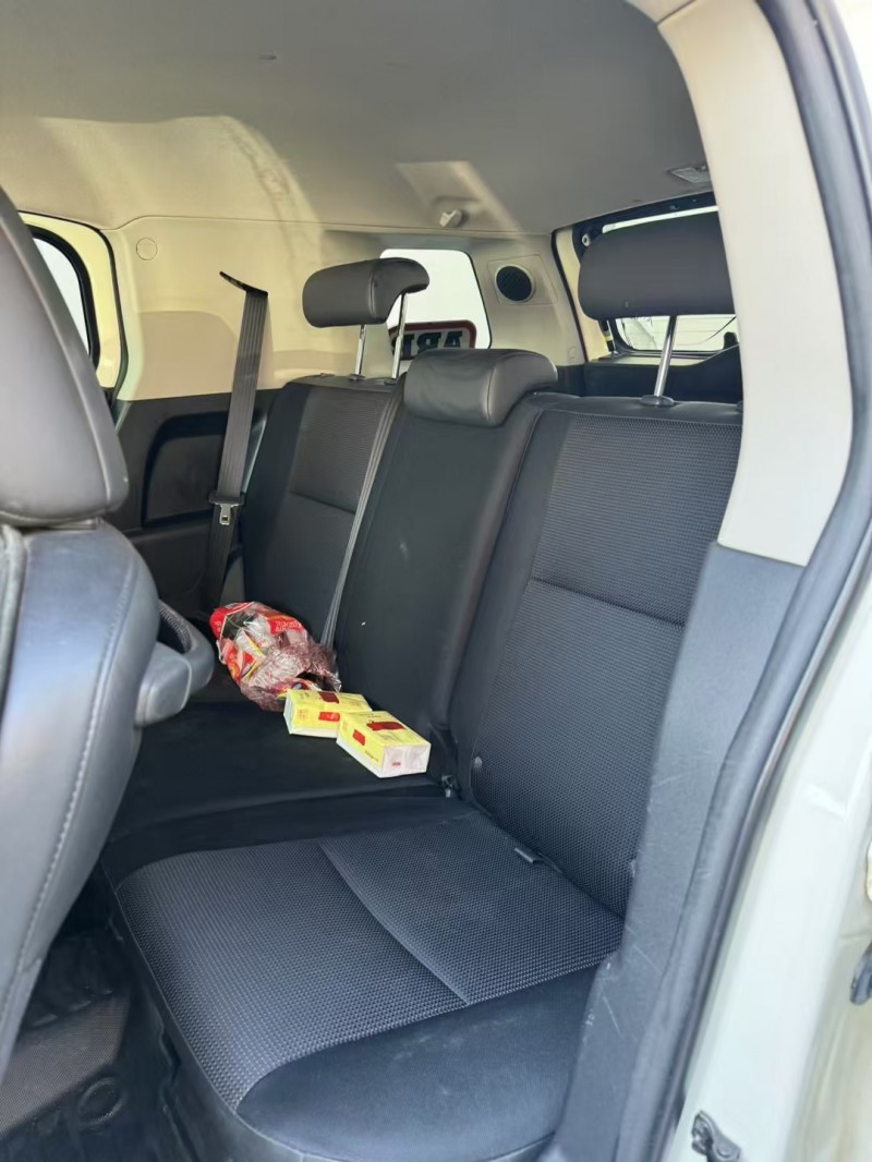 保定19年丰田FJ6