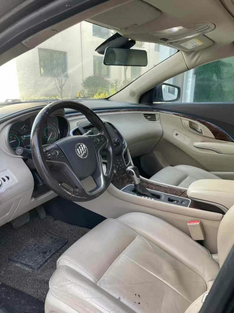 徐州14年别克君越8