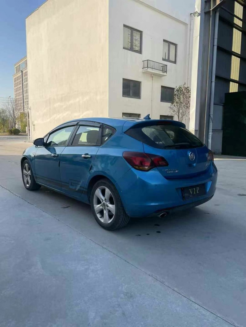 徐州11年别克英朗3