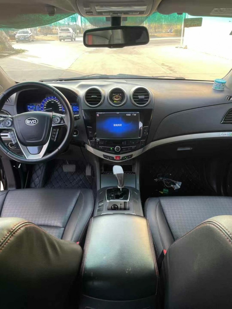 徐州15年比亚迪S76
