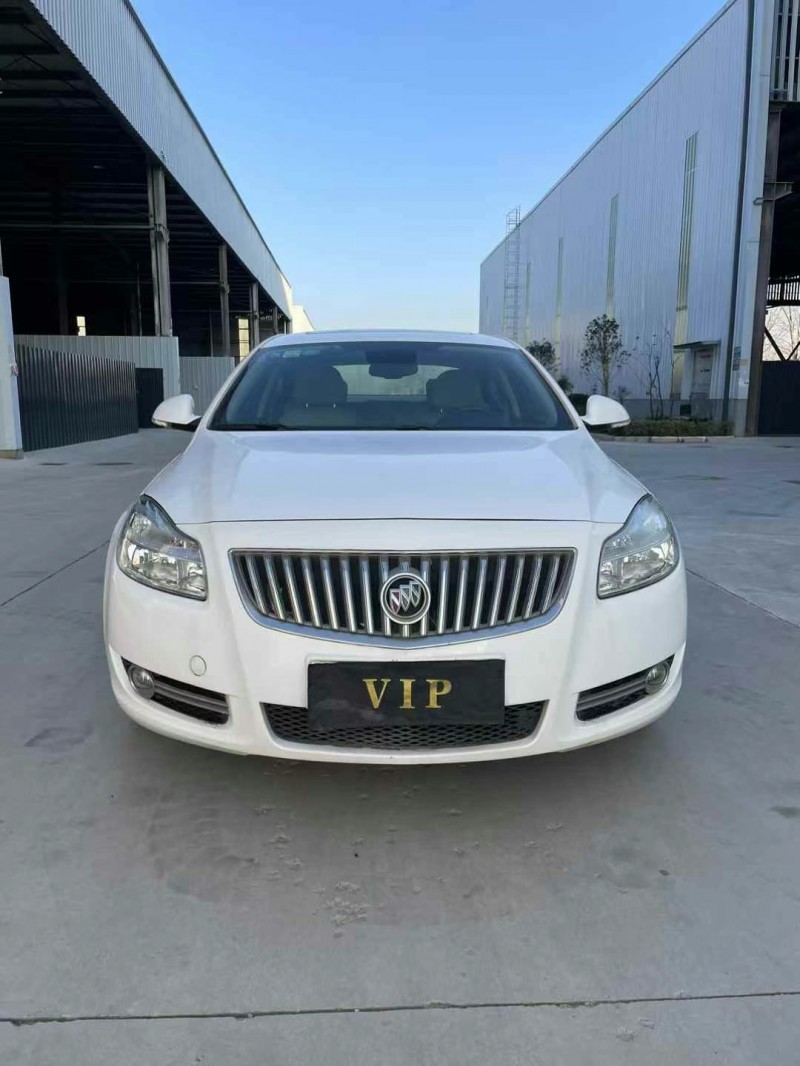 徐州12年别克君威1