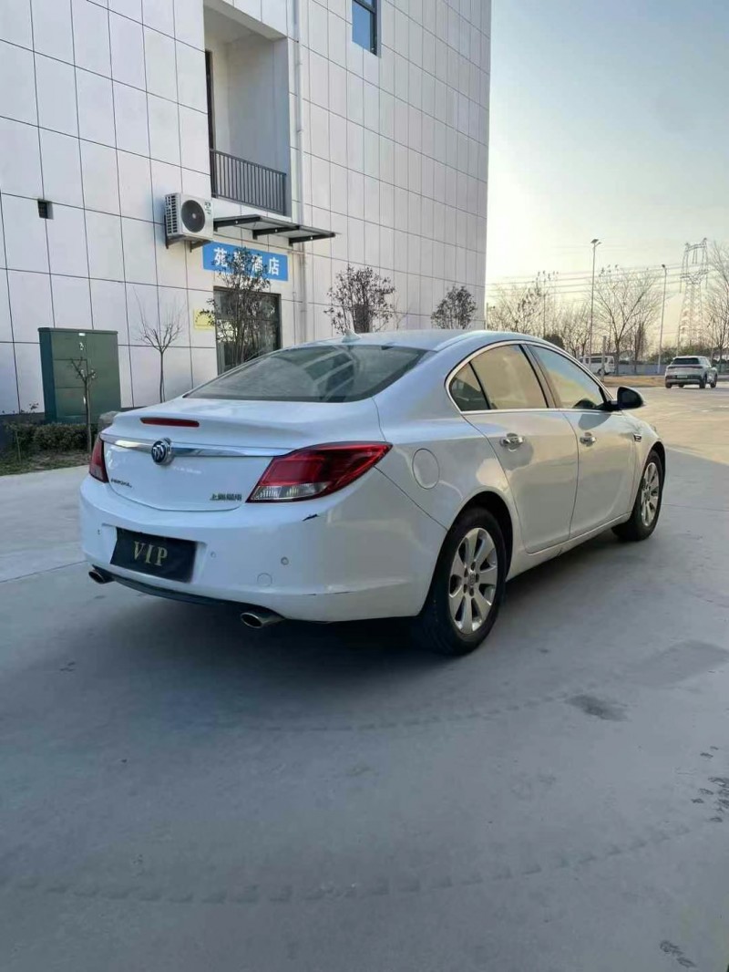 徐州12年别克君威4