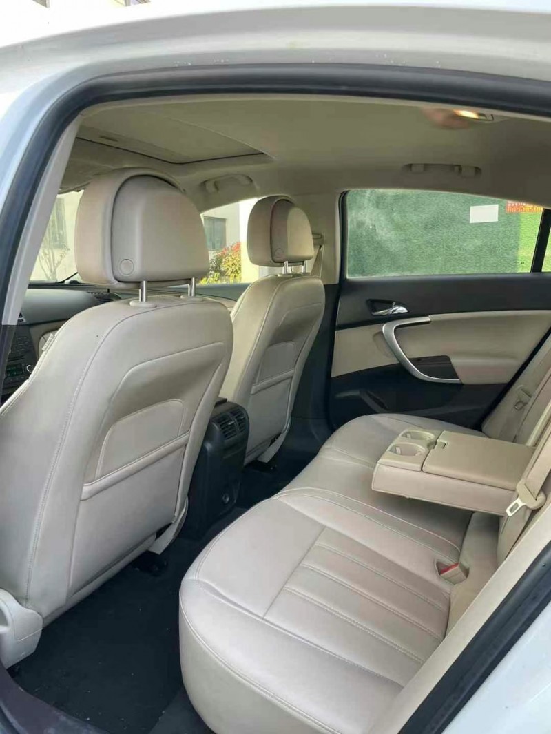 徐州12年别克君威6