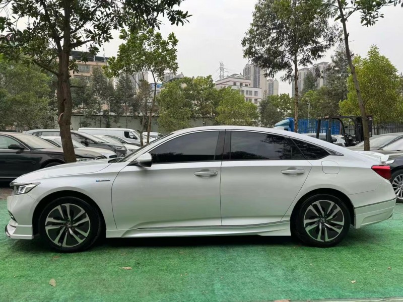 广州21年本田雅阁4