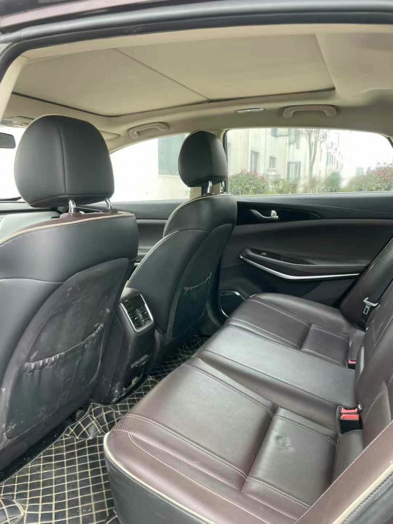 徐州18年长安汽车CC7