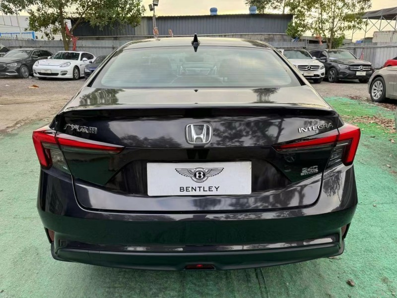 广州24年本田型格9