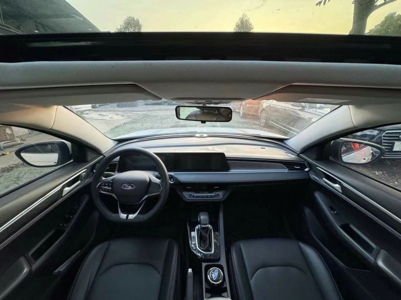 广州23年福特福睿斯6