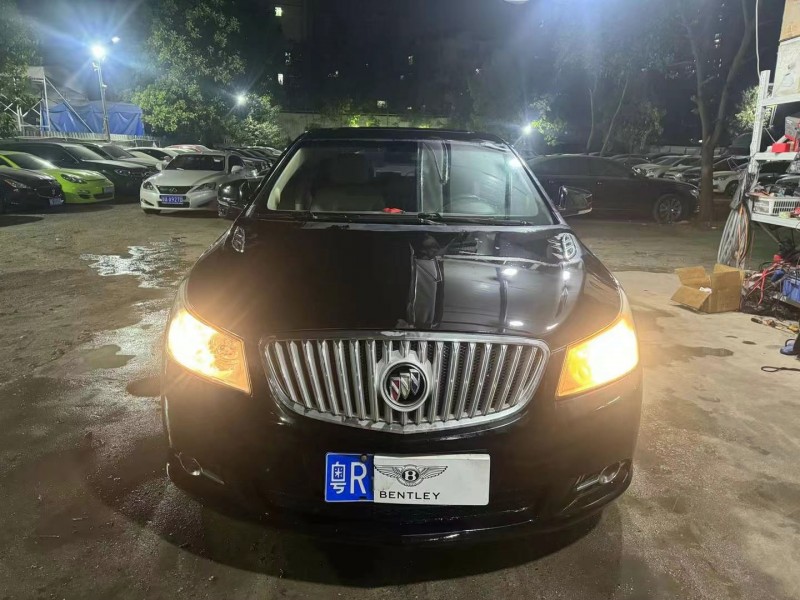 广州11年别克君越1