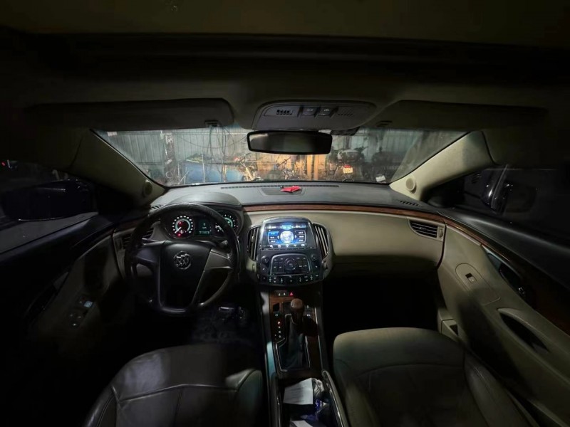 广州11年别克君越5