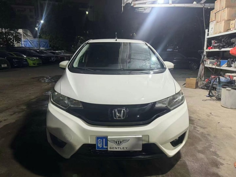 广州15年本田飞度1