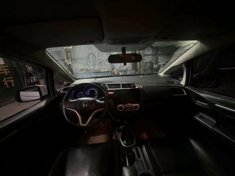 广州15年本田飞度5