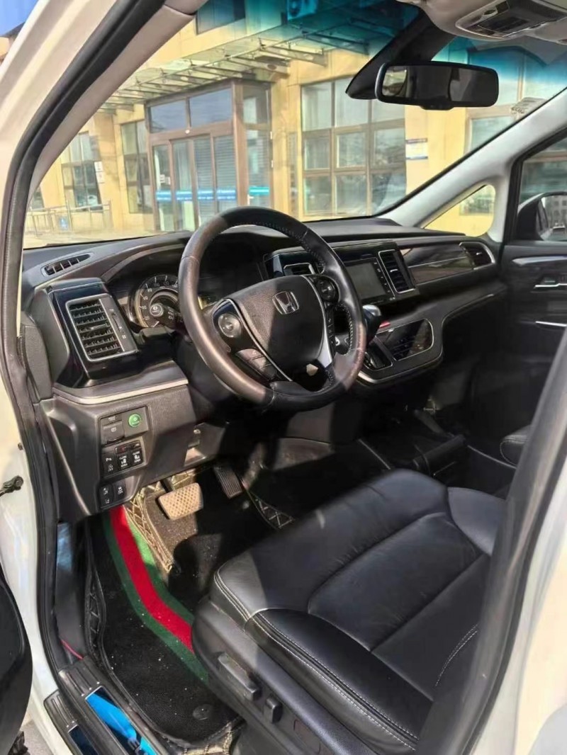 济宁19年本田艾力绅6