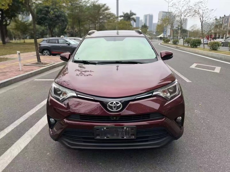 东莞17年丰田RAV4荣放1