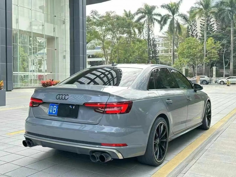 东莞19年奥迪S47