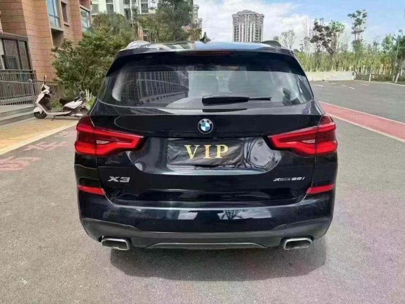 昆明20年寶馬X38