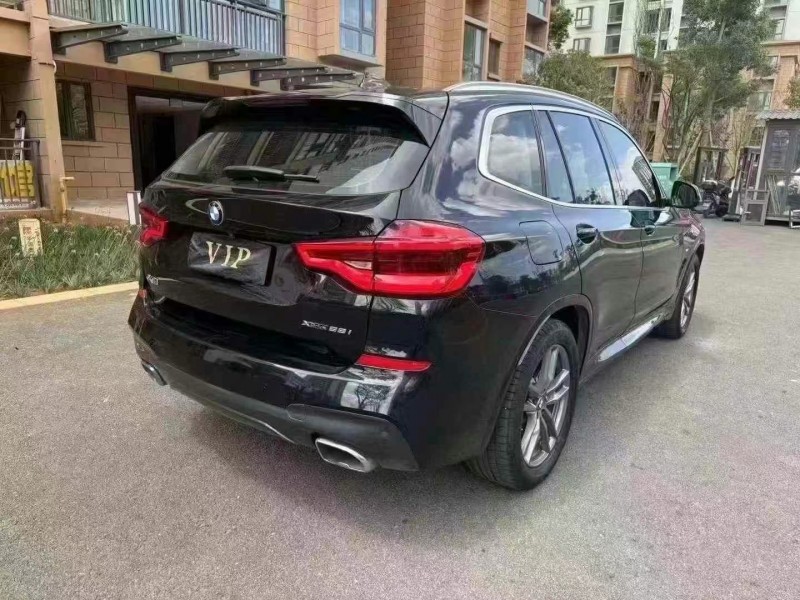 昆明20年寶馬X39