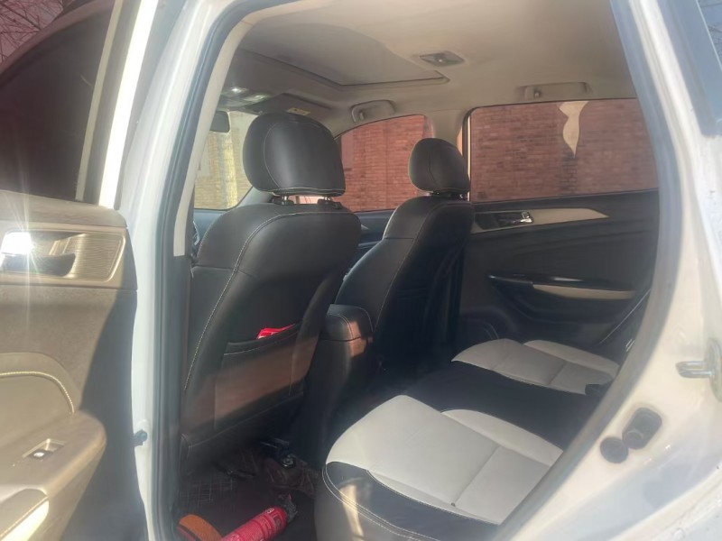 保定18年长安汽车CS357