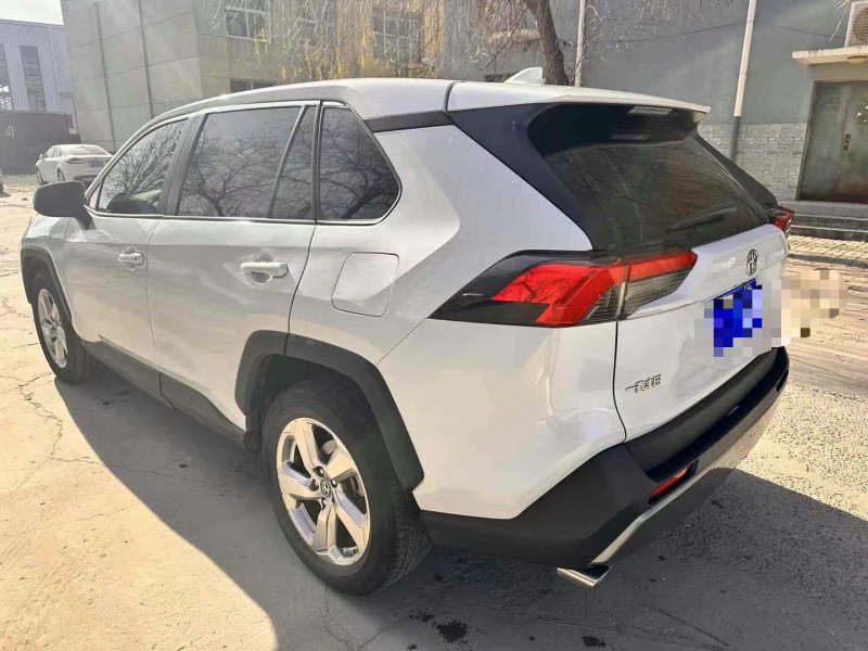 保定20年丰田RAV4荣放5
