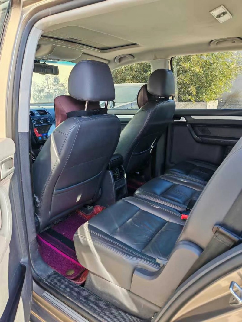 保定16年大众途安6