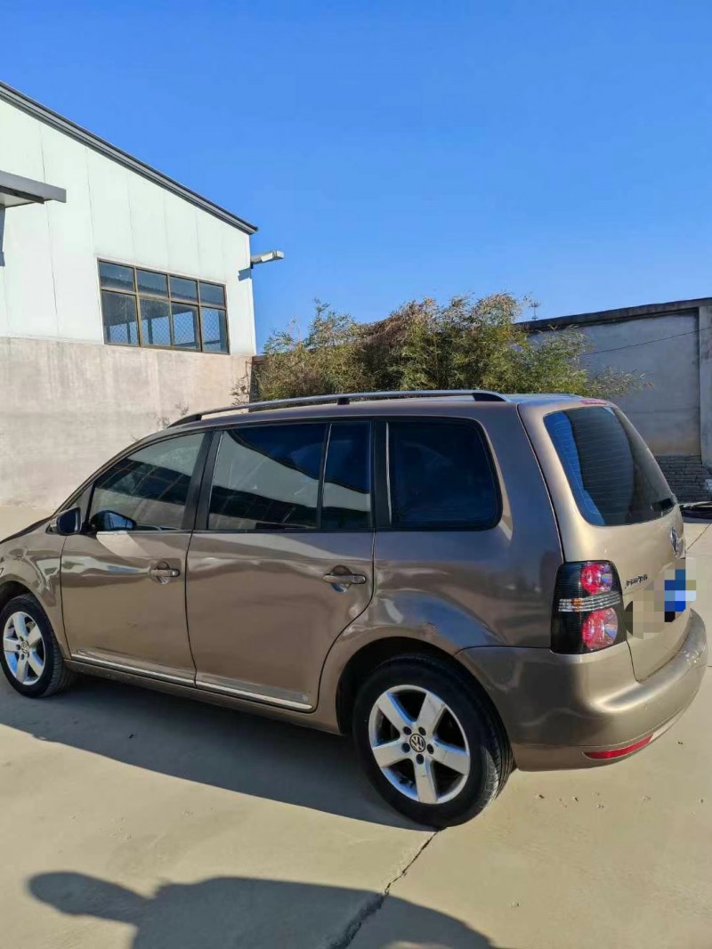 保定16年大众途安7