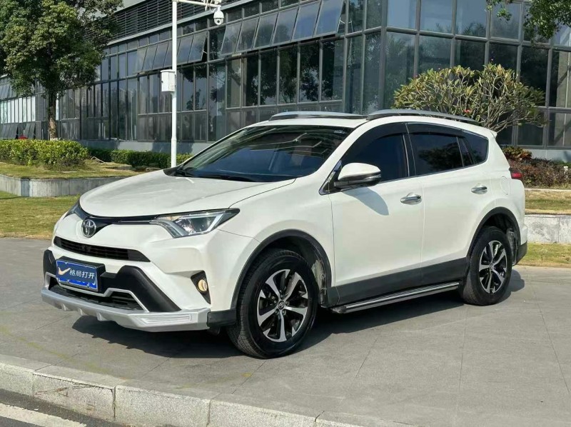 东莞18年丰田RAV4荣放2